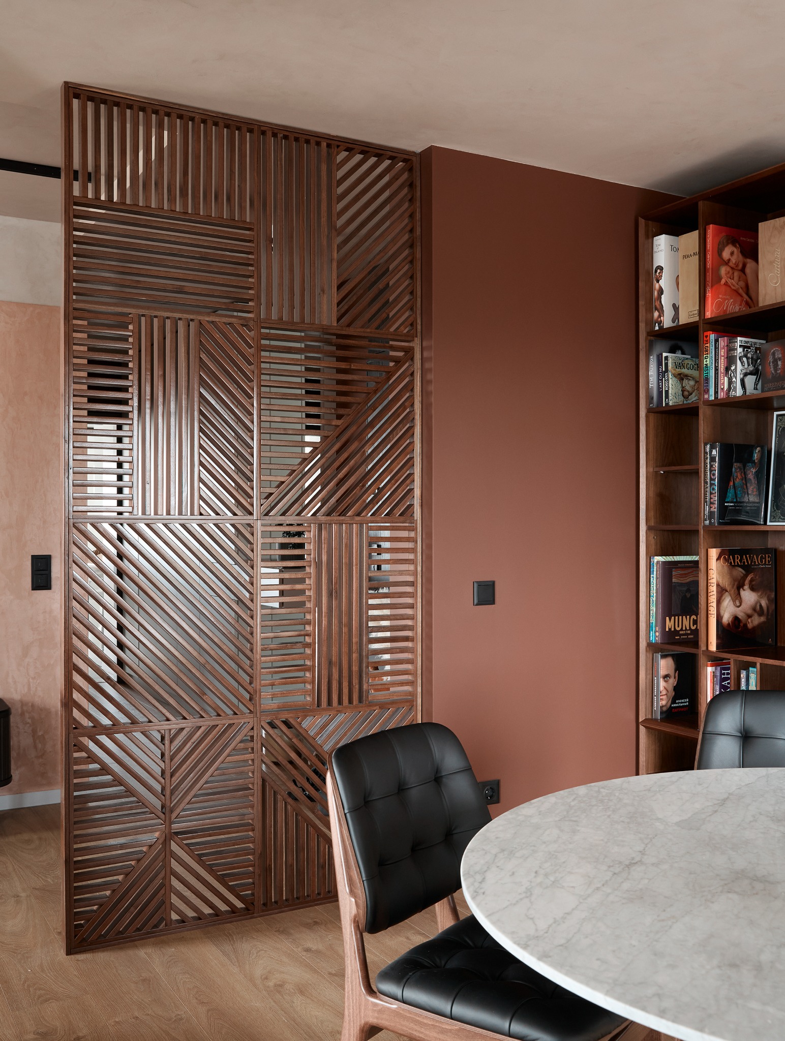 Wooden partition detail — Terracotta Soul, Lisbon